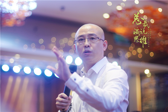 李万博